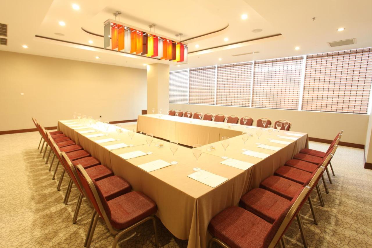 Nevali Hotel & Convention Center Sanlıurfa Extérieur photo